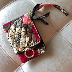 Vera Bradley Mocha Rouge Double ID Wrislet NWT